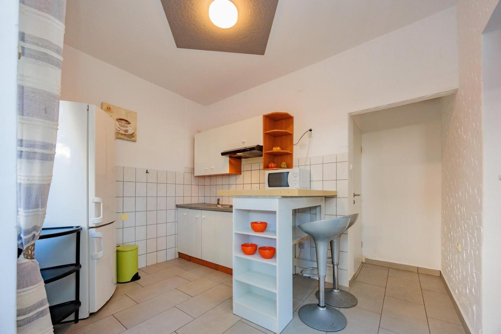 Crowonder Lucky Holiday House With Pool And Patio 30 Meters From The Beach Zara Esterno foto