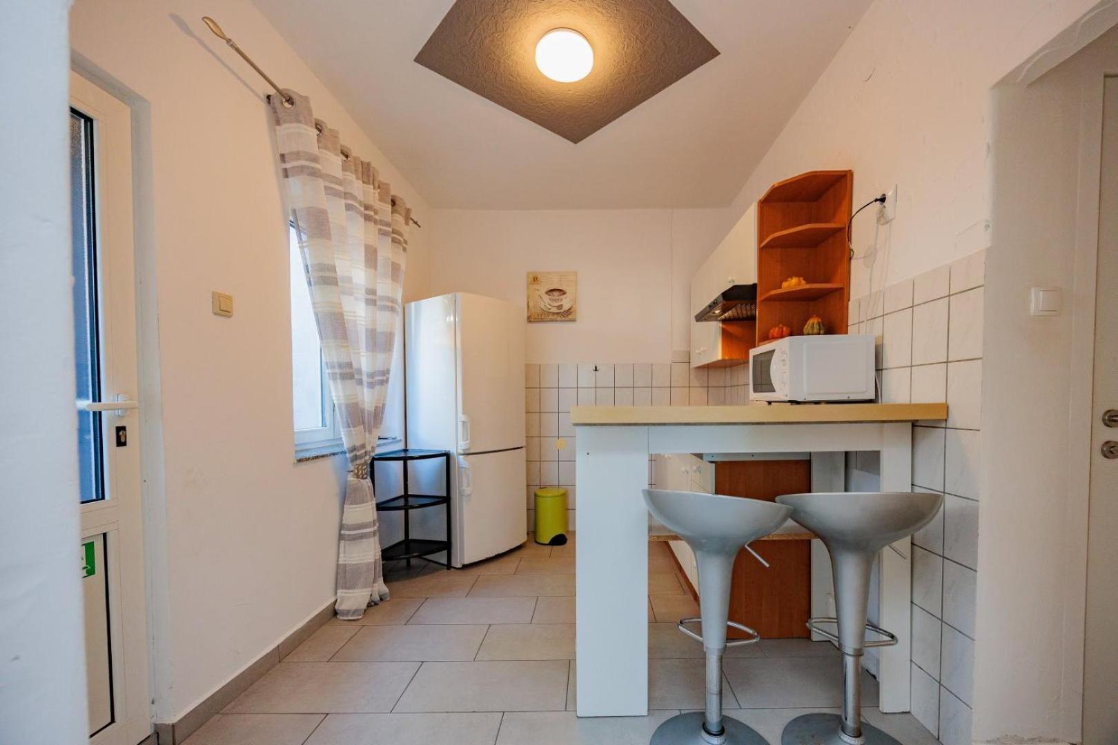 Crowonder Lucky Holiday House With Pool And Patio 30 Meters From The Beach Zara Esterno foto