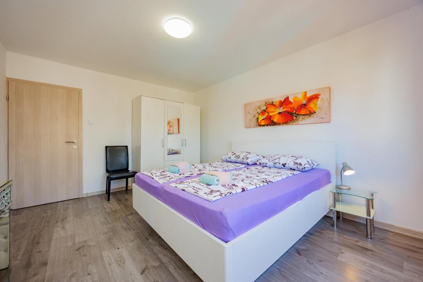 Crowonder Lucky Holiday House With Pool And Patio 30 Meters From The Beach Zara Esterno foto