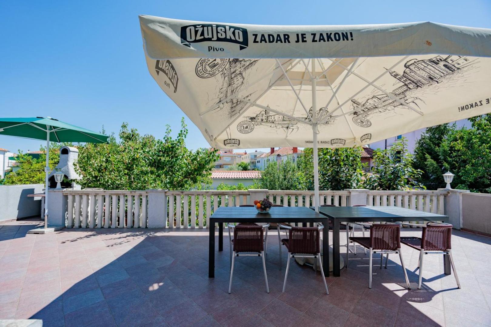Crowonder Lucky Holiday House With Pool And Patio 30 Meters From The Beach Zara Esterno foto